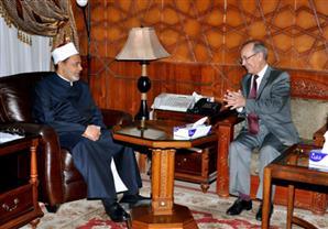 الطيب: ما صدر من فتاوى فى احتفالات المغرب انما تعبر عن رأى اصحابها