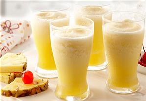 طريقة عمل عصير الأناناس بجوز الهند