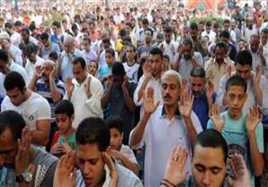 ملايين من المصلين يؤدوا صلاة العيد في مساجد القاهرة