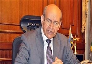 محافظة الجيزة تحرر محضراً عاجلاً لمصنع يصرف المخلفات بترعة المريوطية