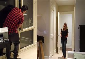 شاب يفزع صديقتة بمقلب رمي قطتها من النافذة