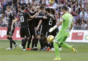 بالفيديو- قطار الريال يدهس غرناطة برباعية وينفرد بالصدارة مؤقتًا