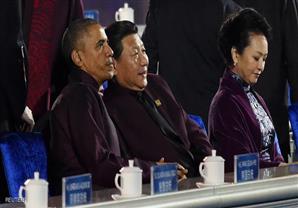 مقطع فيديو لـ"أوباما" وهو يمضغ العلكة بقمة الصين الاقتصادية