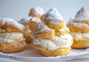 طريقة عمل الكرات المحشية بالكريمة (كريم بافس)