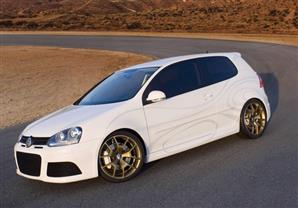 لون السيارات الأبيض يقلل فرص التعرض للحوادث