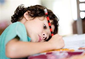 ٥ اطعمة يجب تجنبها وقت المذاكرة