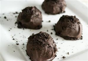 طريقة عمل كرات تشيز كيك الاوريو