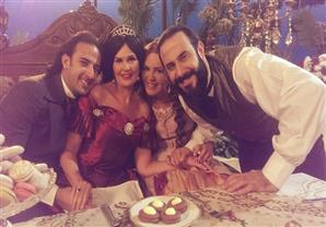  محمد مهران ينشر صورة للعائلة الملكية في "سرايا عابدين"