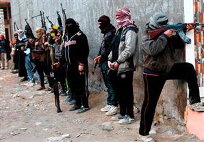 فايننشال تايمز: الهجمات ضد شيعة السعودية تصاعد المخاوف من امتداد نفوذ داعش