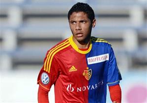 الكاف يرشح محمد النني لجائزة أفضل لاعب أفريقي محترف لعام 2014