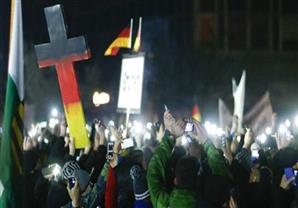 ميركل تنتقد المظاهرات العنصرية ضد المسلمين في المانيا