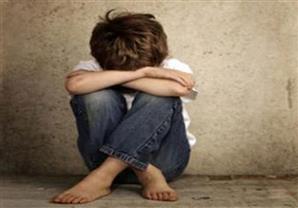 سيدة كشفت الجريمة.. عجوز يهتك عرض طفل بكفر الشيخ والمحكمة تعاقبه