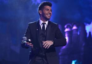 لحظة اعلان فوز السوري حازم شريف بلقب اراب ايدول 2014