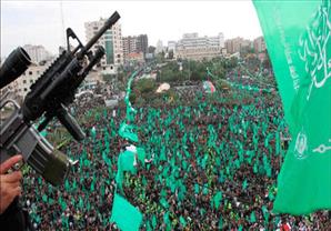 حماس تحي الذكرى 27 على تأسيسها ''بزفة عسكرية'' 
