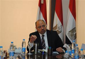 المالية تقدم كشف حساب عن 2014: إجراءات لتحسين الاقتصاد في 2015