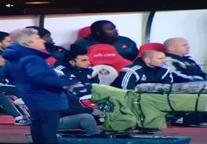 رد فعل لاعب سندرلاند على هدف أجويرو