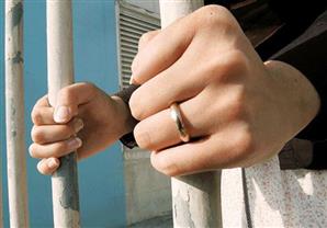 رفضوا عودتها للعمل.. تجديد حبس خادمة 15 يومًا في واقعة "سيدة فيديو الحمام"