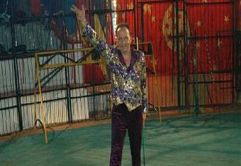 مُدرِّب الأسود ''كوتة'': الحمد لله نجوت من موتٍ محقق