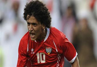 7 أندية إنجليزية تفاوض «عموري» العين