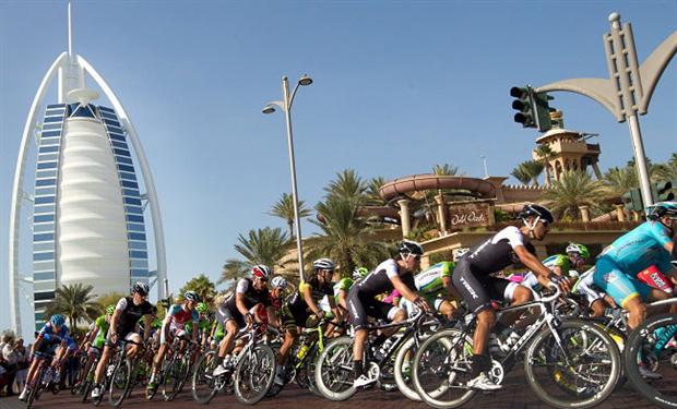 أرقام قياسية ونجاحات كبيرة بطواف دبى الأول من نوعه فى العالم