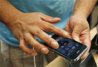 القومي للاتصالات: تقييم استكمال قواعد بيانات مستخدمي المحمول نهاية الأسبوع وعقوبات للمخالفين