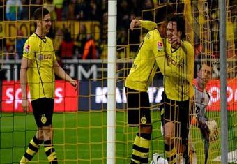 بالفيديو.. دورتموند يسجل ثلاثية ليعود لوصافة البوندسليجا.. وليفركوزن يواصل السقوط