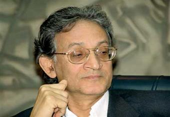 السناوي: عمرو موسى أهم شخصية سياسية مع السيسي في المرحلة المقبلة