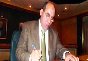 قيادي إخواني: السيسي خدعنا كي نعتقد أنه ''متدين''..  ونهايته ستكون سوداء