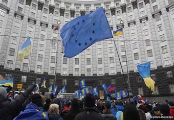 لوس أنجلوس تايمز ترصد ظاهرتي الفقر والبطالة في ميدان الاستقلال الأوكراني