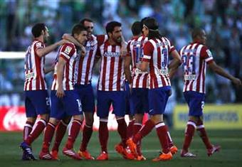 قبل الكلاسيكو.. أتليتكو مدريد يفوز على بيتيس ويزاحم الريال في صدارة الليجا