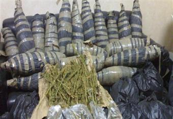 ضبط 4 أسلحة نارية و13 كيلو بانجو بحوزة 7 متهمين في أسوان