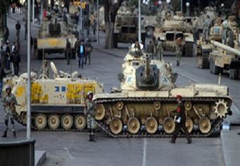 تواجد أمني مكثف بميداني التحرير ورابعة ومحيط قصر الاتحادية