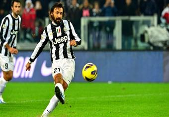 هدف الإيطالي آندريه بيرلو من ضربة حرة رائعة أمام ليون بالدوري الأوروبي