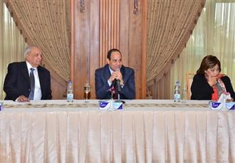 السيسي: مشاكل مصر تحتاج 3 تريليون جنيه.. ولهذه الأسباب أخاطب المرأة المصرية