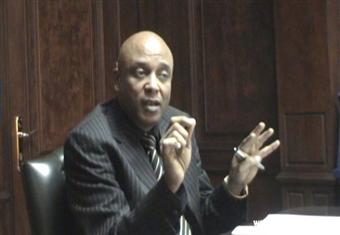 ناشط نوبي: 28 قتيلًا في اشتباكات أسوان والأعداد ستزيد إن لم يقال المحافظ