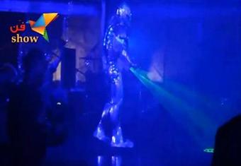 إنسان آلي يقتحم حفل كارول سماحة في القاهرة