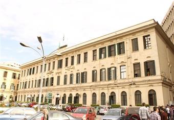 طلاب بهندسة القاهرة يؤدون صلاة الغائب على إسلام غانم