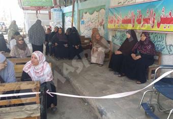 بالصور..غياب تام للرجال وإقبال ضعيف للنساء مع بداية ثاني أيام الانتخابات بالسويس