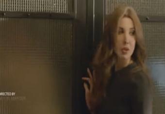 "مش فارقة كتير" لنانسي يتجاوز 100 ألف مشاهدة