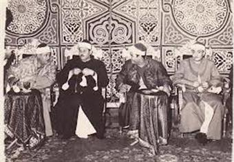 'نضال'' الأزهري.. الحياة من خلال إذاعة القرآن