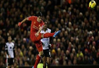 سواريز ينضم إلى قائمة أوروجواي النهائية للمونديال رغم الإصابة 