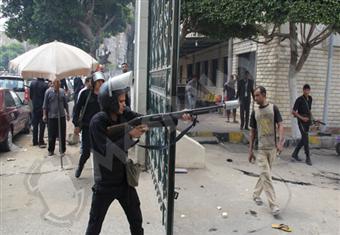 الأمن يفرق مسيرة للإخوان بالهرم.. والمتظاهرون يفرون في الشوارع الجانبية