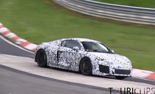 اللمحة الأولى للمخيفة اودي R8