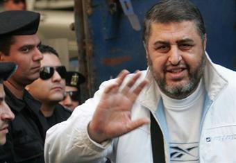 خيرت الشاطر من السجن : مش هنبطل وقاعدين على قلبكم