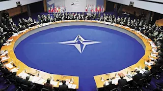 وزراء دفاع الناتو يجتمعون في بروكسل لتعزيز مسؤولية أوروبا الدفاعية