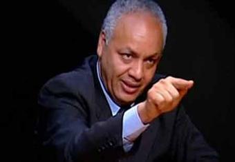 مصطفى بكرى لـ "باسم يوسف": انتهى الامر بالإيقاف بعد سخريتك من السيسى