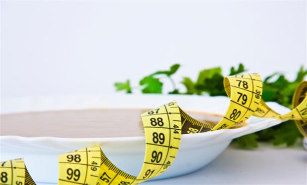 الرياضة والتغذية الصحية .. أسلحتك لمحاربة السيلوليت