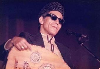 عزة بلبع تحيى ذكرى ميلاد الشيخ إمام ببيت السناري