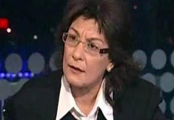 الفنانة سماح انور : الفنان محمود عبدالعزيز " الكلام فيه رخيص