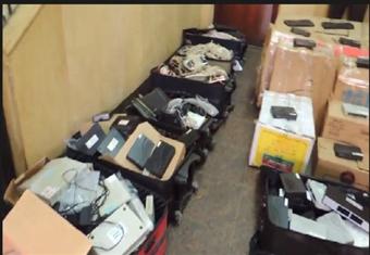 ضبط طالب قام بتمرير المكالمات الدولية الواردة للبلاد بطريقة غير شرعية